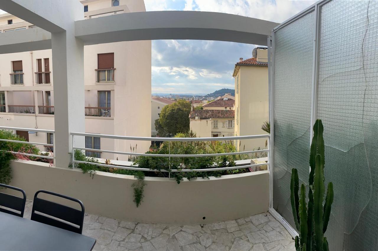 Terrasse Plein Sud - Chaleureux En Centre Ville Hyères Eksteriør bilde